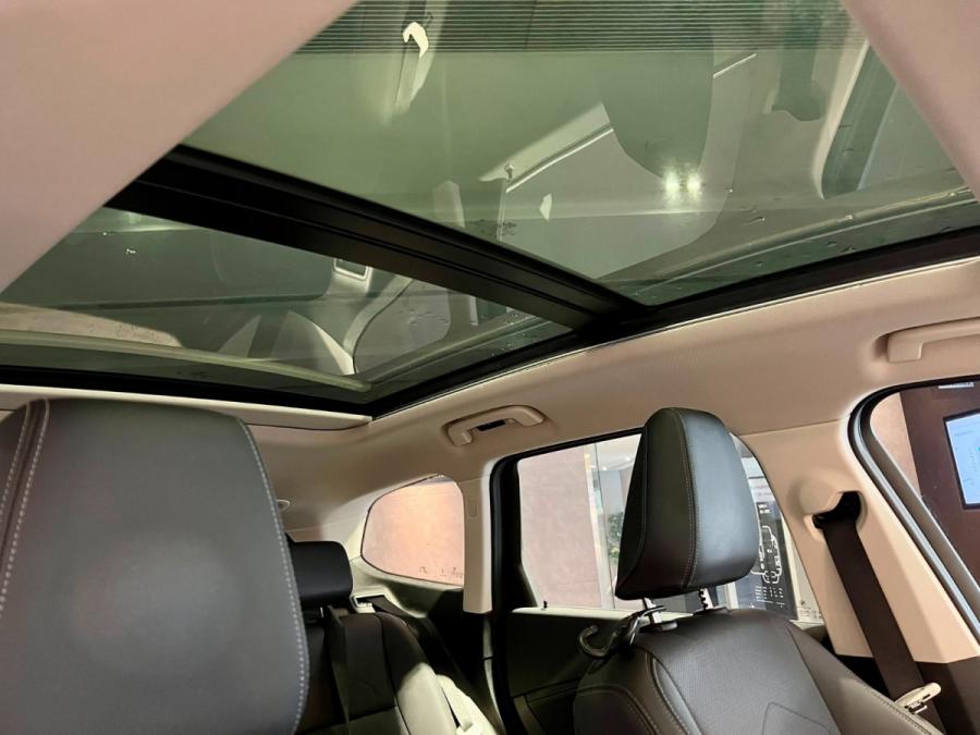 iX1 xDrive30 xLine - Image 6